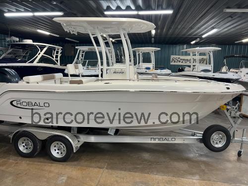 Robalo R222 Center Console ficha tecnica 